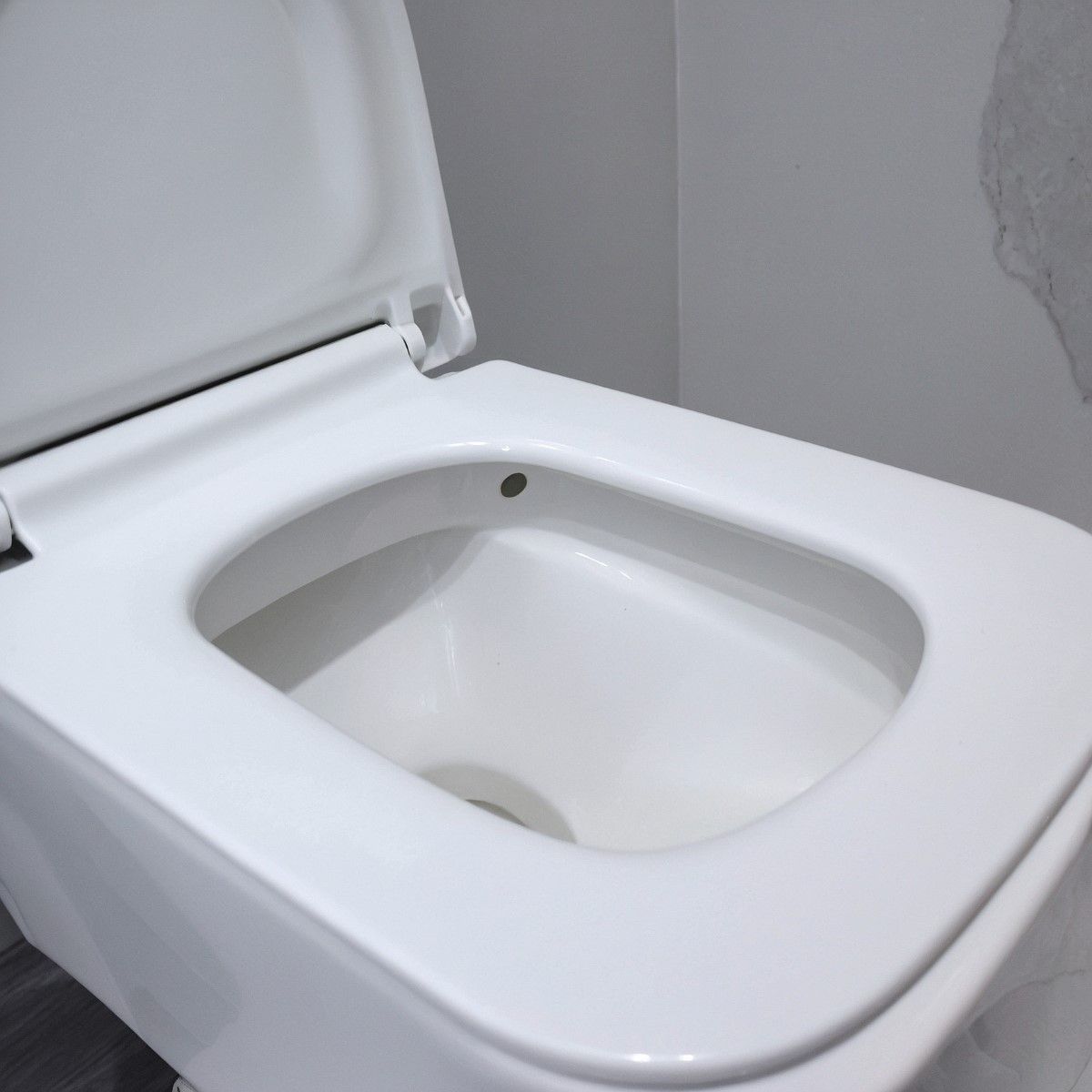 Rimless Wall Hung WC Toilet - Soft Close Seat Included